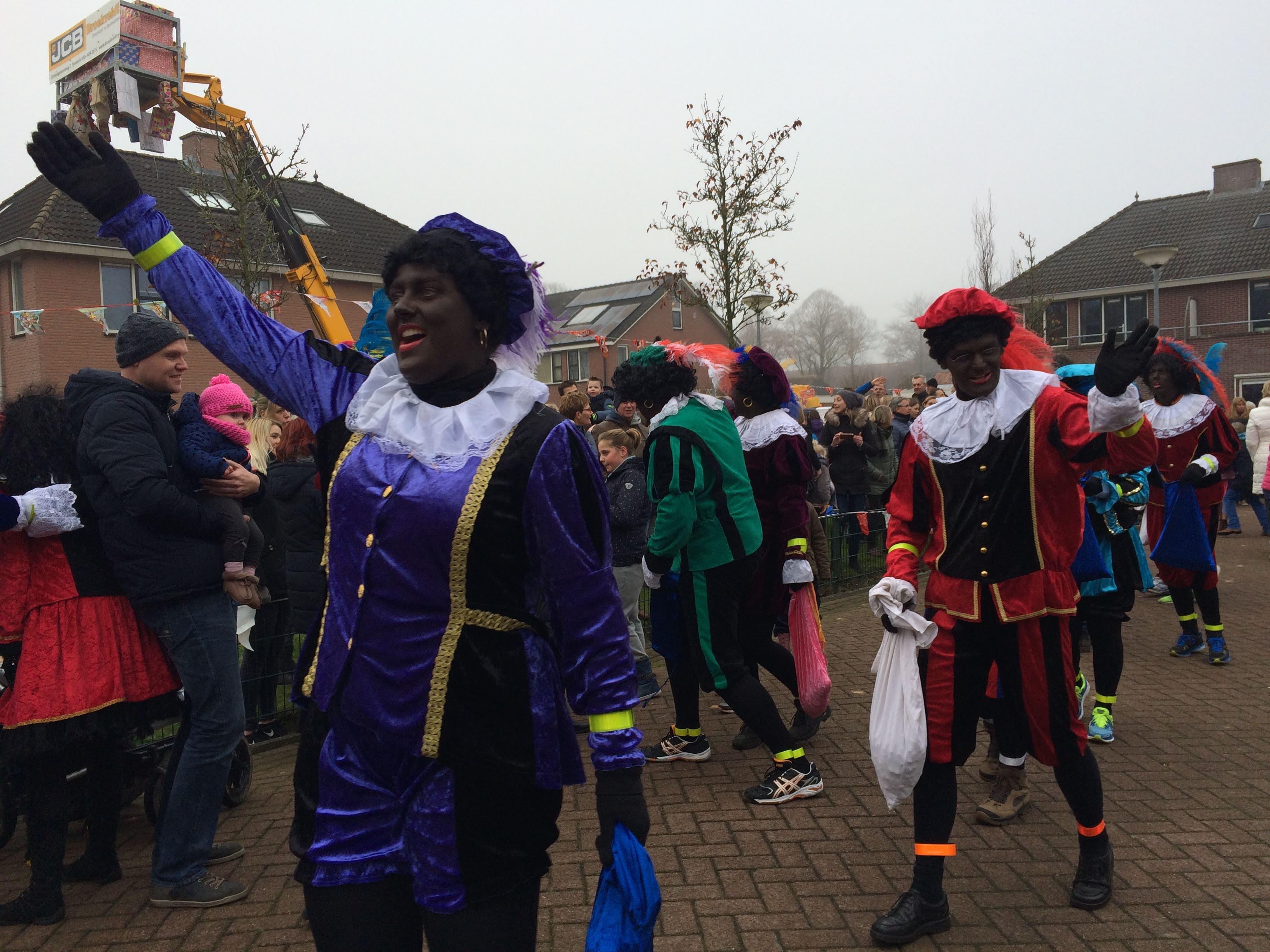 Pakjesavond - Sinterklaas EN Zwarte Piet